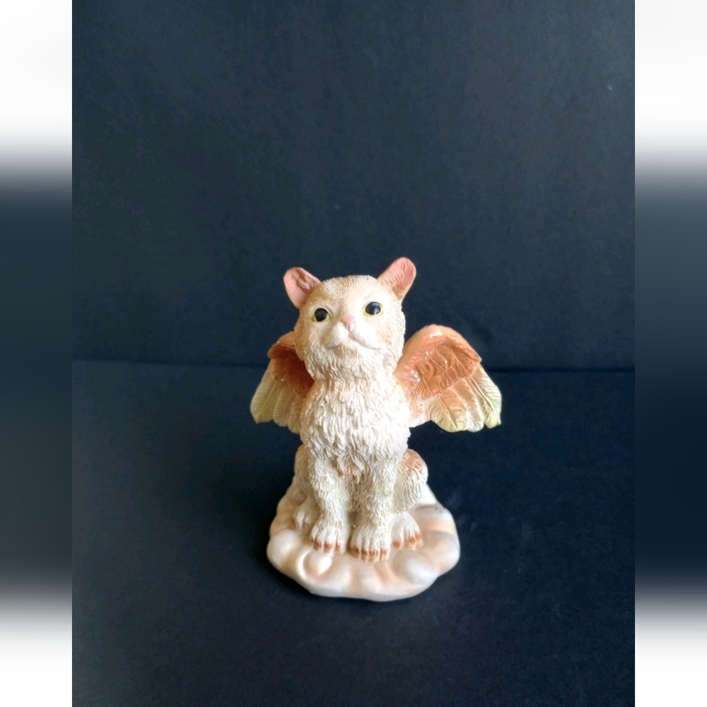 Dwk Angel Cat With Wings Figurine 2003